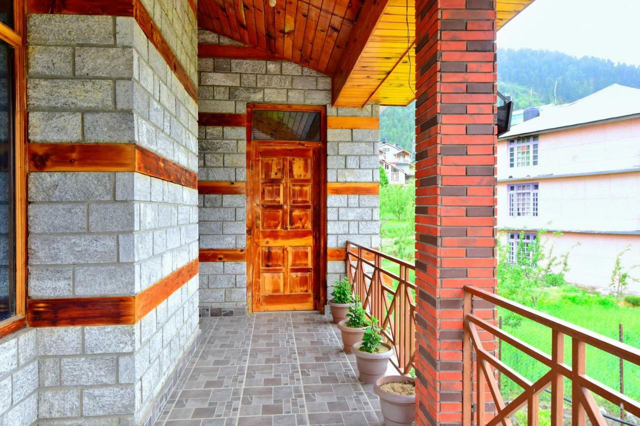 Oyo 38759 Tara Cottages Manāli Eksteriør billede